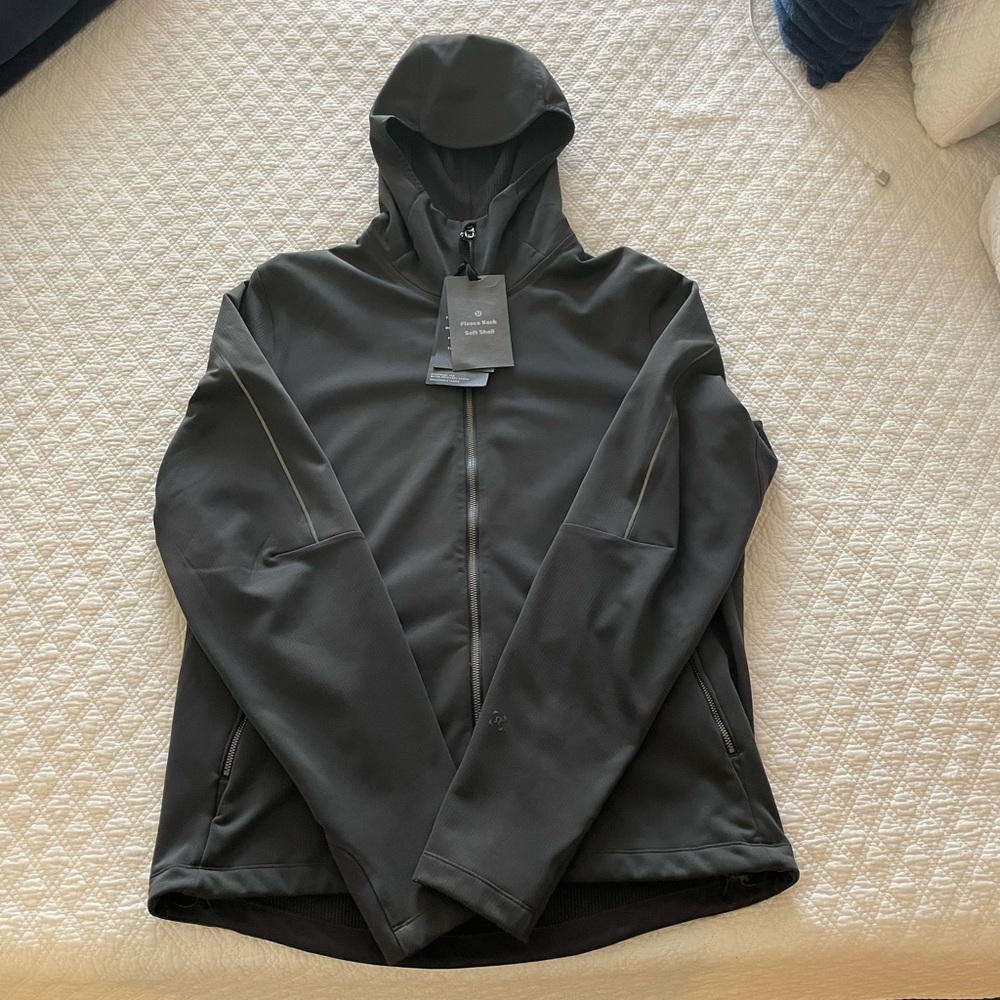 New Men's Lululemon Fleece Back Soft Shell Jacket
